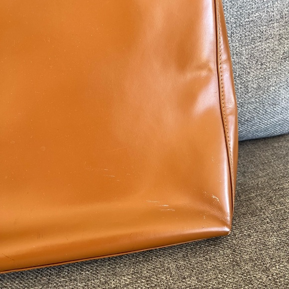 Vintage Camel Brown Salvatore Ferragamo Handbag - Picture 7 of 13